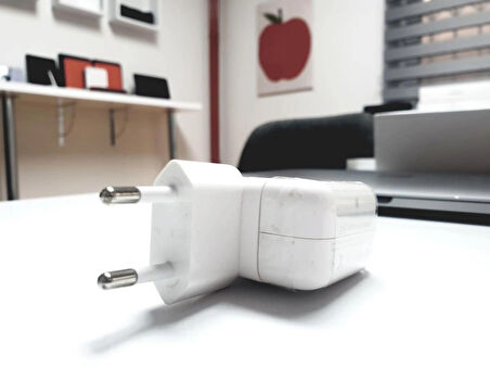 Apple 12 W USB Güç Adaptörü MGN03TU/A