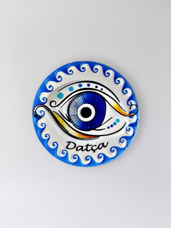 Polyester Kabartmalı DATÇA Magnet  Çap: 7 cm – Dekoratif Hediyelik Buzdolabı Süsü  (kod:1515)