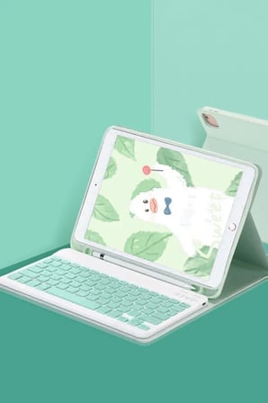 Newface Apple iPad Pro 11 (2022) Kılıf KC01 Smart Klavyeli Tablet Kılıfı - Açık Yeşil