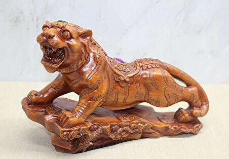 CEYLAN ADAM Polyester Kaplan Figürü Alk3620