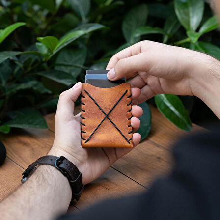 minimal X V1 Hakiki Deri Kartlık - Minimalist Esnek Tasarım - Bol Kart Kapasiteli - Camel Renk