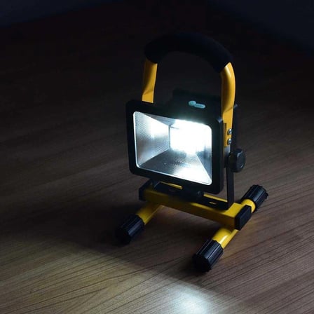 Şarjlı Spot Lamba Projektör Wt-329