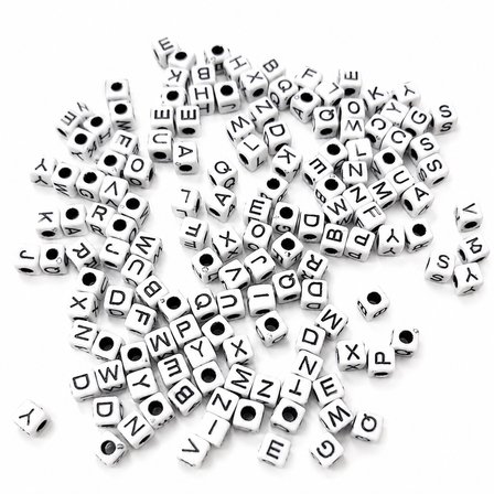6x6 mm Harf Boncuk 100lü Paket – Beyaz Kare Alfabe Boncuğu Takı Yapımı ve DIY Malzemesi
