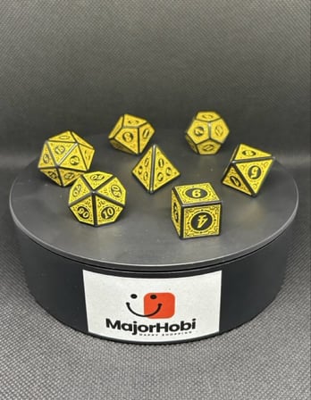 DND FRP 7’li Zar Seti – Sarı Renkli  Dungeons & Dragons Masaüstü RPG Oyun Zarı Seti