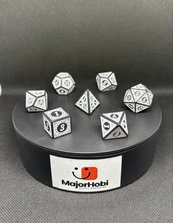 DND FRP 7’li Zar Seti – Beyaz Renkli  Dungeons & Dragons Masaüstü RPG Oyun Zarı Seti