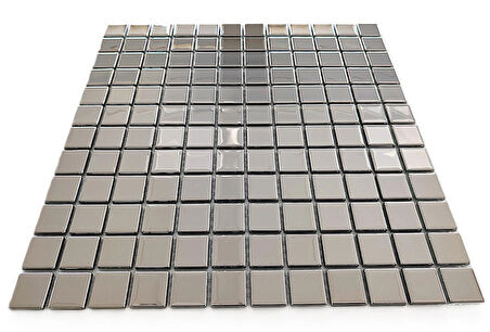 Mutfak tezgah arası ve iç mekan kaplama ve dekorasyon uygulamaları için, 23x23mm. Gümüş Krom, 30x30cm. Fileli Kristal Mozaik.
