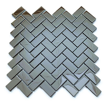 Mutfak tezgah arası ve iç mekan kaplama ve dekorasyon uygulamaları için, 23x48mm. Herringbone dizgili Gümüş Krom, 30x30cm. Fileli Kristal Mozaik.