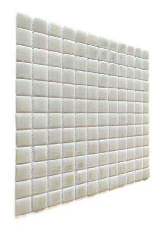 Mutfak tezgah arası, Havuz, Banyo, Sauna, Spa, iç , dış, zemin, duvar, kaplama ve dekorasyon uygulamalarında tüm yüzeyler için, 25x25mm. Beyaz, 31.5x31.5cm. Fileli Cam Mozaik.
