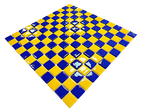Mutfak tezgah arası, Havuz, Banyo, Sauna, Spa, iç , dış, zemin, duvar, kaplama ve dekorasyon uygulamalarında tüm yüzeyler için, 25x25mm. Sarı-Mavi, Damalı, 31.5x31.5cm. Fileli Cam Mozaik.