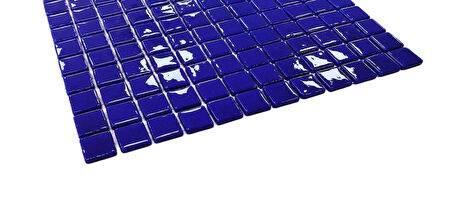 Mutfak tezgah arası, Havuz, Banyo, Sauna, Spa, iç , dış, zemin, duvar, kaplama ve dekorasyon uygulamalarında tüm yüzeyler için, 25x25mm. Mavi,  31.5x31.5cm. Fileli Cam Mozaik.