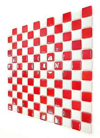 Mutfak tezgah arası, Havuz, Banyo, Sauna, Spa, iç , dış, zemin, duvar, kaplama ve dekorasyon uygulamalarında tüm yüzeyler için, 25x25mm. Kırmızı-Beyaz  Damalı , 31.5x31.5cm. Fileli Cam Mozaik.