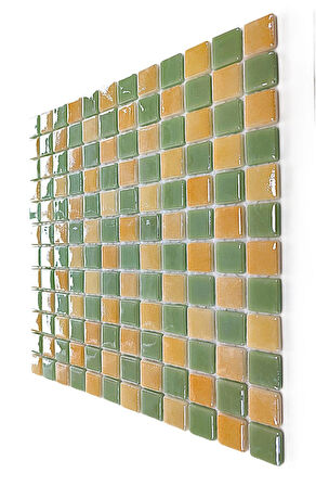 Mutfak tezgah arası, Havuz, Banyo, Sauna, Spa, iç , dış, zemin, duvar, kaplama ve dekorasyon uygulamalarında tüm yüzeyler için, 25x25mm. Mint Yeşili-P.Sarı Damalı,  31.5x31.5cm. Fileli Cam Mozaik.