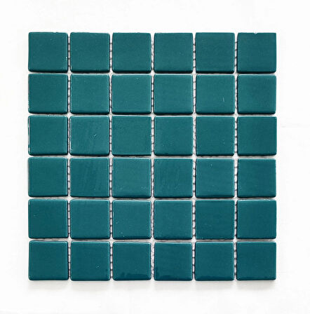 Mutfak tezgah arası, Havuz, Banyo, Sauna, Spa, iç , dış, zemin, duvar, kaplama ve dekorasyon uygulamalarında tüm yüzeyler için, 50x50mm. Turkuaz,  31.5x31.5cm. Fileli Cam Mozaik.