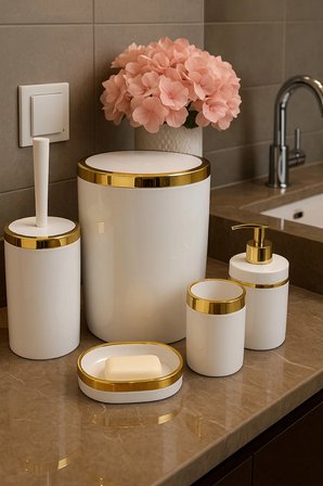 Banyo Seti 5'li,Akrilik-ÇöpKovası,WC Fırçalık,Sıvı Sabunluk,Diş Fırçalık,El Sabunluk,Gold Renk Detay