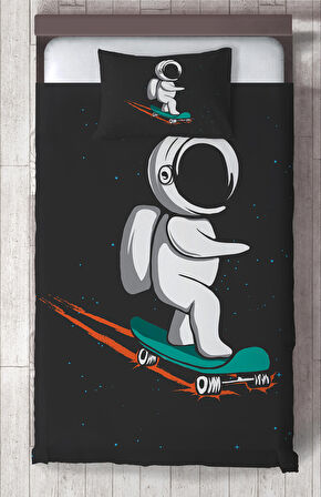 MEKTA HOME BEBEK VE ÇOCUK ODASI Kaykaylı Astronot Desenli Yatak Örtüsü