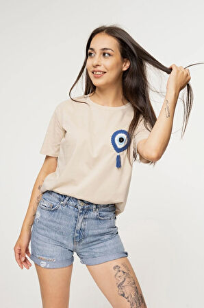 Kroşe Örgü Detaylı Nazar Boncuğu Tişört