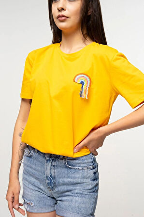 Kroşe Örgü Detaylı Gökkuşağı Tişört