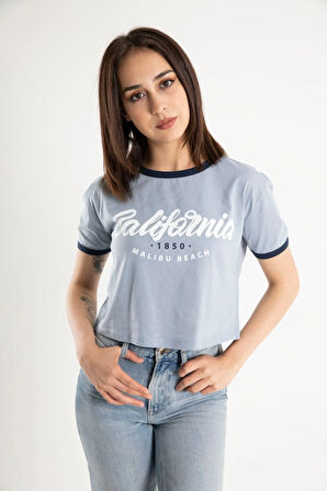 Kadın Mavi California Baskılı Crop T-shirt