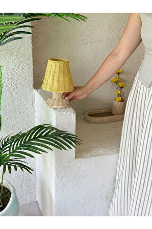 Sarı Rattan & Bambu Masa Üstü Kablosuz Pilli Abajur Alt Rattan Masa Lambası