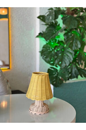 Sarı Rattan & Bambu Masa Üstü Kablosuz Pilli Abajur Alt Rattan Masa Lambası
