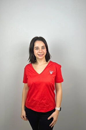 Regular Fit V Yaka Basic Düz Kısa Kollu Tişört Kalp Baskılı