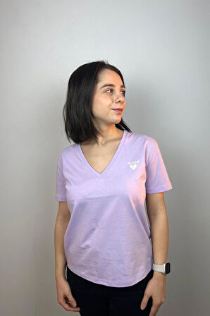 Regular Fit V Yaka Basic Düz Kısa Kollu Tişört Kalp Baskılı