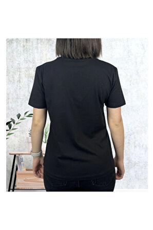 Kadın %100 Pamuk V Yaka Kısa Kollu Tişört - Kalp Baskılı