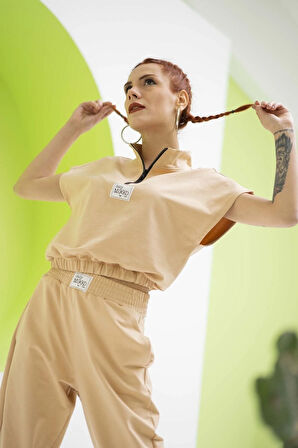 Kadın Kısa Kol Fermuar Detaylı Sweatshırt