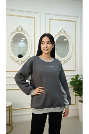 Kadın Rahat Kesim İçi Şardonlu Oversize Slogan Baskılı Sweatshirt