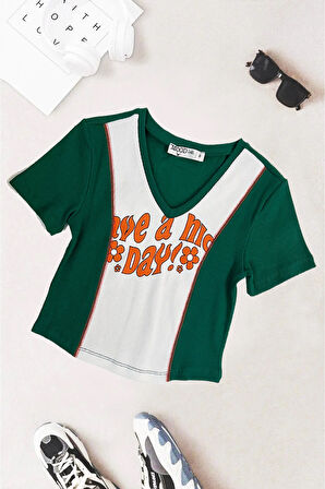 Crop Slogan Baskılı Parçalı Kaşkorse Karyoka Detaylı Tişört