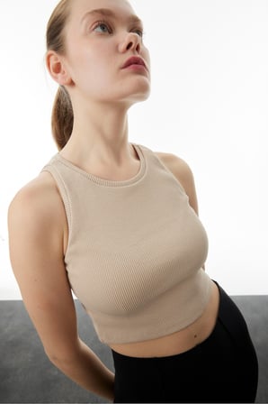 Crop Halter Yaka Fitilli Esnek Örme Atlet