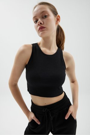 Crop Halter Yaka Fitilli Esnek Örme Atlet