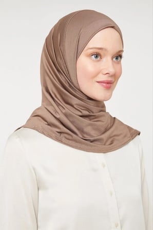 Kadın Tesettür Pratik Hijab Spor Şal Sütlü Kahve