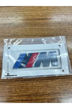 BMW 3 SERİSİ E30 E36 E46 E90 E92 F30 G20 M BAGAJ LOGOSU