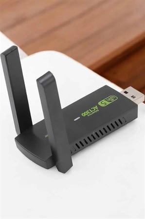 USB 3.0 Kablosuz Ağ Adaptörü Yüksek Hızlı WiFi Bağlantı Desteği
