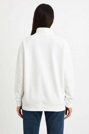 Üç İplik Dık Yaka Yarım Fermuarlı SweatShirt - Beyaz