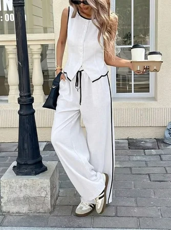 Kadın Kolsuz önü Düğmeli Yelek Ve Pantolon Ikili Takım