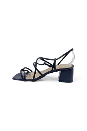 Mira Siyah Şık Ve Zarif Kadın Topuklu Ayakkabı