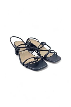 Mira Siyah Şık Ve Zarif Kadın Topuklu Ayakkabı