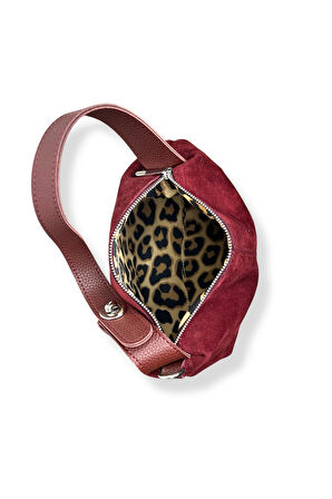 Süet Omuz Çantası, Bordo Renk, Leopar Desenli İç Astar, Metal Fermuarlı