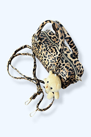 Leopar Desenli Mini El Çantası, Peluş Ayıcık Aksesuarlı, Suni Deri
