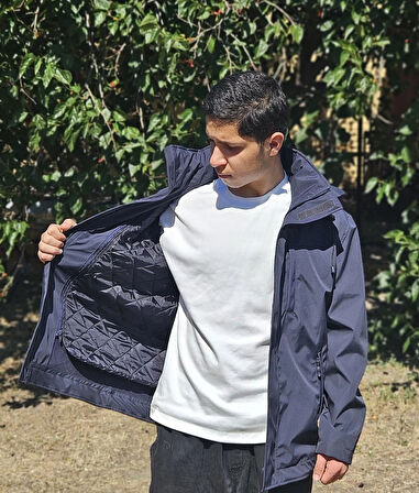 Su Geçirmez Mont (Özel Membranlı Kumaş, Çıkarılabilir Kapüşon ve Kapitone Yelek)