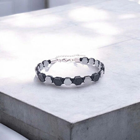 Moncuk Design Zirkon Taşlı Ayarlanabilir Hematit Çelik Bileklik 33512B16D1