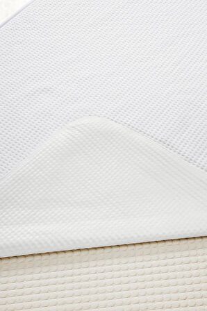 Premium Bambu Alez | Sıvı Geçirmez, Nefes Alan, Antibakteriyel ve Terletmeyen Yatak Koruyucu