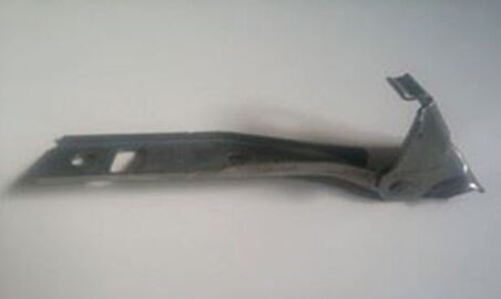 Monreal 72939 Motor Kaput Menteşesi Sağ Golf-Bora 96-03 1J0823302