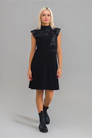 Bold & Young Kadın Siyah Renk Suni Deri Kombinli Pamuk Likralı Kolsuz Dik Yakalı Cepli Elbise