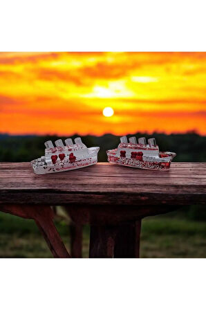 Kristal Gemi Modelli Batmayan Kırmızı Kalpler Dekoratif Kalemlikli Plastik Süs