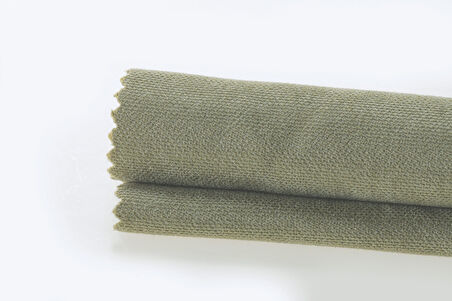 Pastel Enginar Rengi Masa Örtüsü Kadife Dokulu Leke Tutmaz