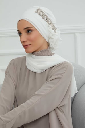 Yandan Fırfırlı Taş Aksesuarlı Şifon Hazır Türban,HT-100,HT-100 Kırık Beyaz