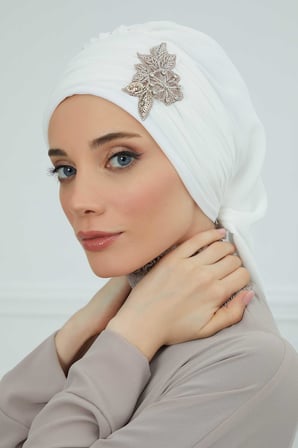 Pileli Taş Çiçek Aksesuarlı Şifon Hazır Türban,HT-105,HT-105 Kırık Beyaz